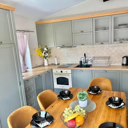 рафаела-мартина Добринище