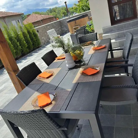 Луксозна вила рафаела-мартина *